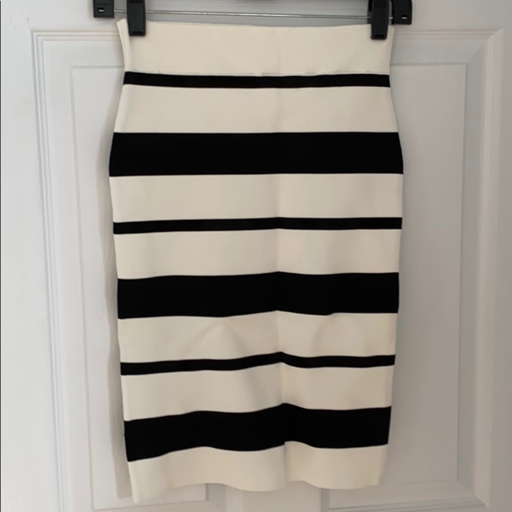 BCBG MaxAzria pencil skirt